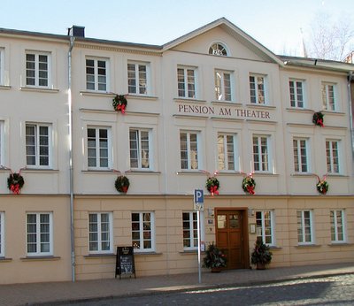PENSION AM THEATER OHG